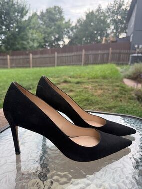 Stuart Weitzman Black Suede Pointed Toe Stiletto Pumps